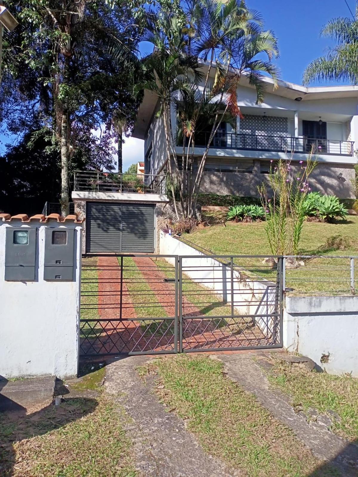 Holiday home Casarao Ao Lado Do Majestic Aguas de Lindoia
